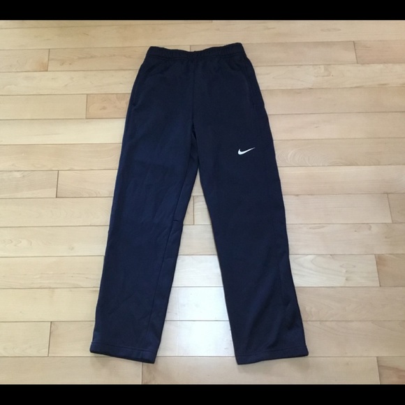 nike therma fit sweatpants